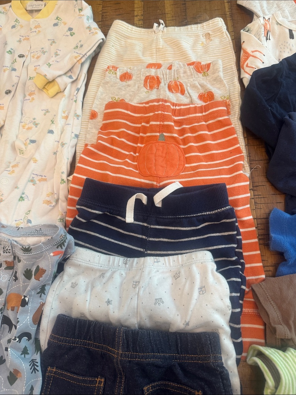 25 pieces Assorted Bottoms onesies one pieces pants short long sleeve - Picture 6 of 9